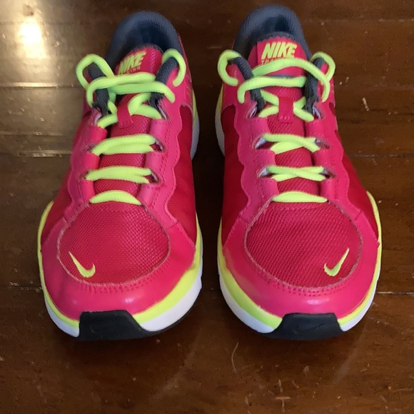Nike Flex TR2 Shoes - Picture 2 of 10